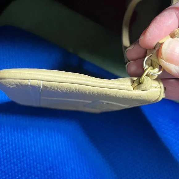 Coach Beige Leather Wristlet Clutch Zip Pouch Small Bag - Picture 8 of 12